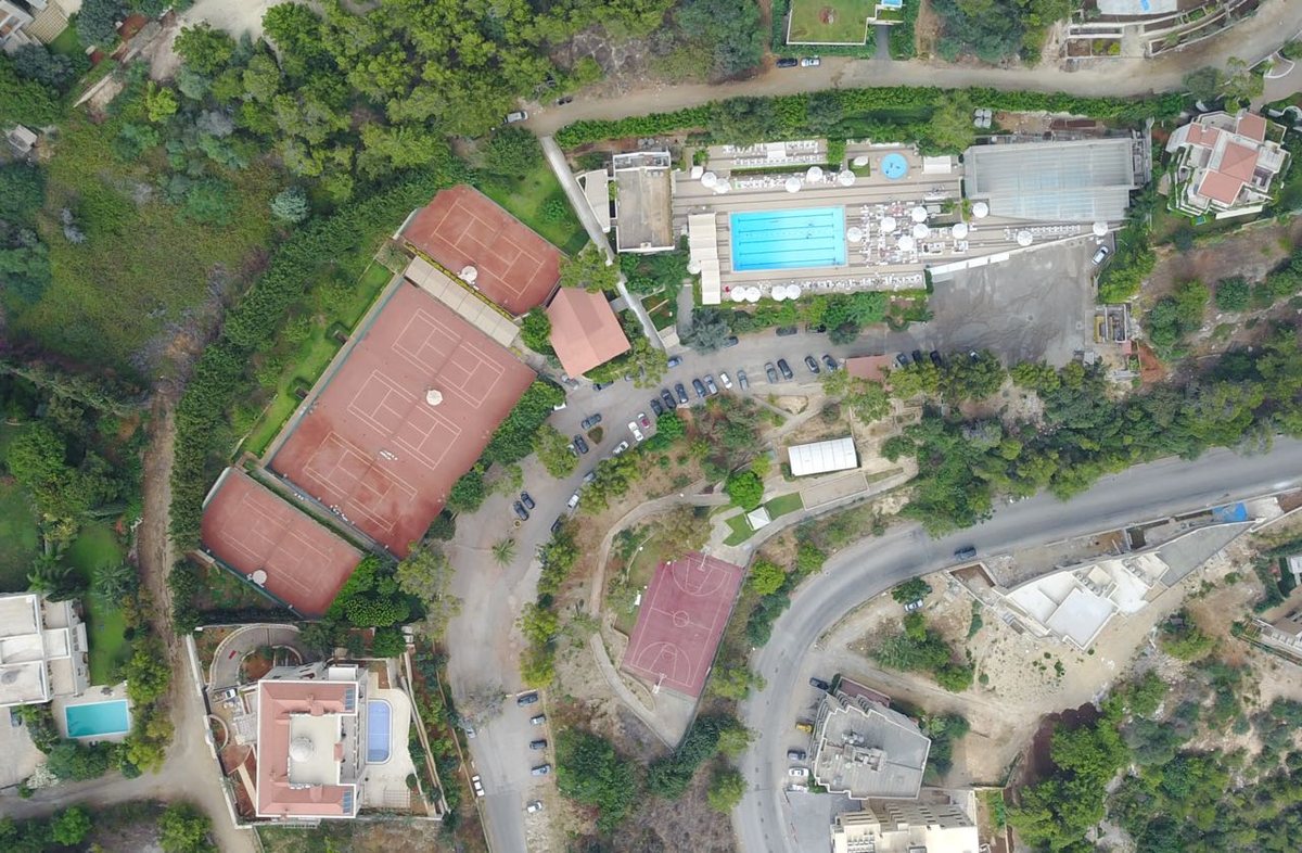 Yarze Country Club
