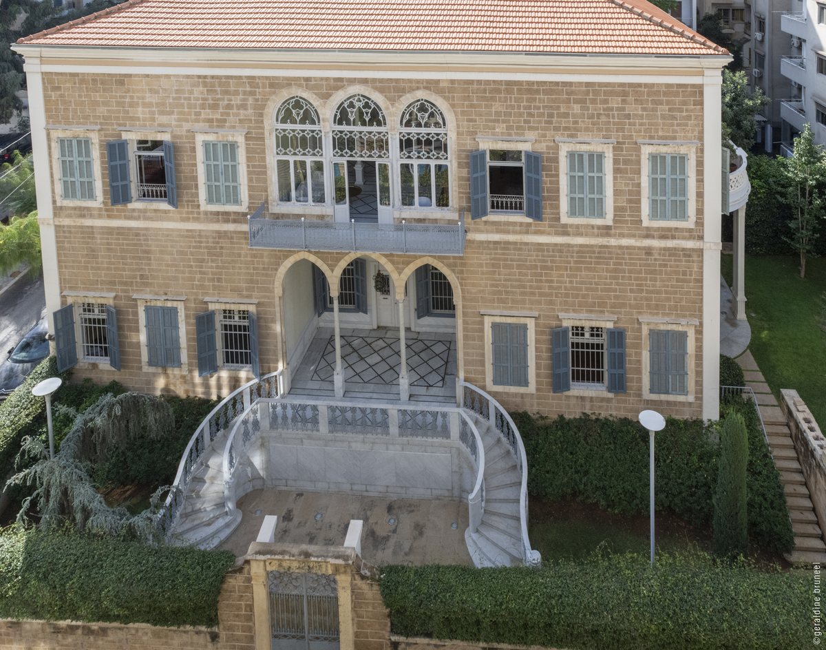 Maison Bleue, lot 1098 — view