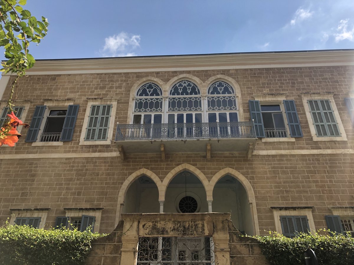 Maison Bleue, lot 1098 — view